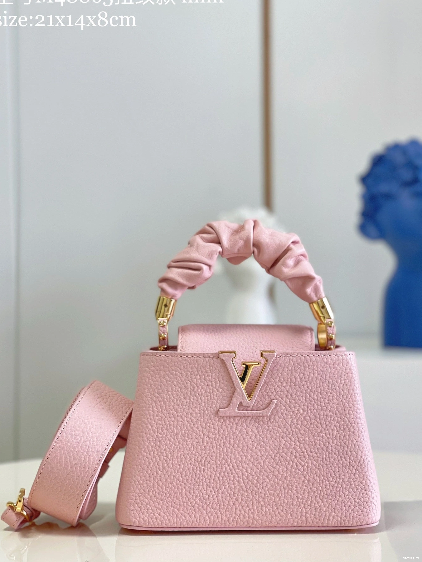 WIS LOUIS CAPUCINES VUITTON MINI 0108